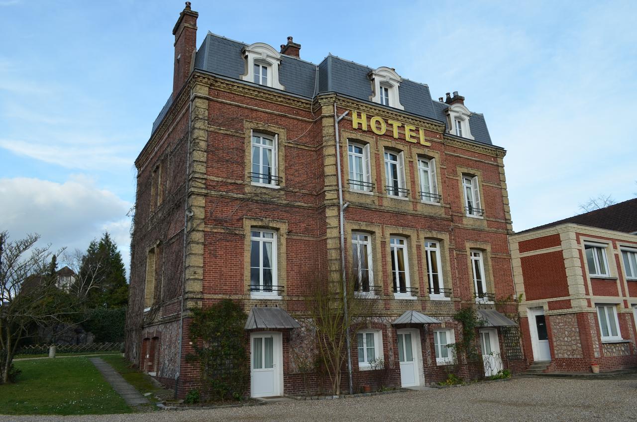 Hotel Au Chateau Blanc Saint-Aubin-les-Elbeuf Exterior photo
